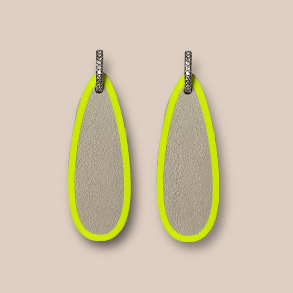 COLOR DROP leather earrings - FLUO contours - 925 gold rings